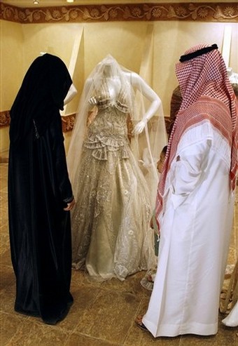 arabian wedding dress